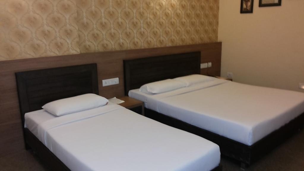 Adyar Ananda Bhavan Residency Hotel Bangalore Ruang foto
